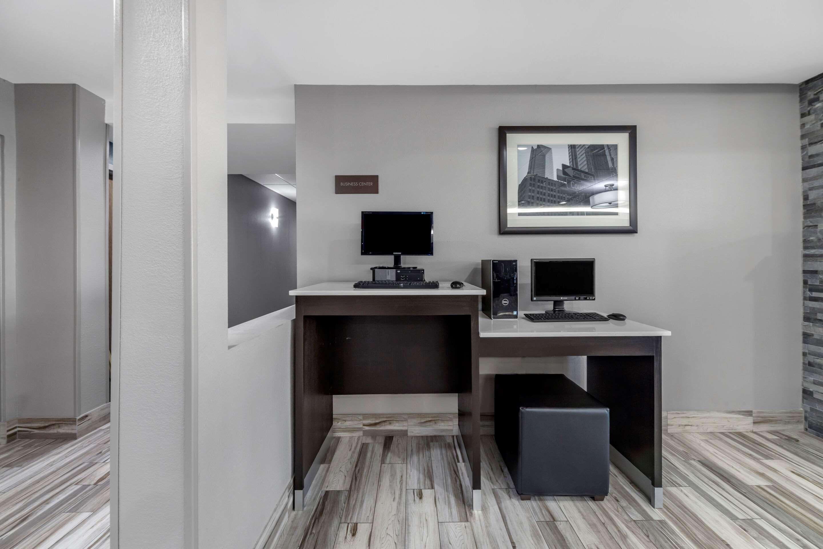 Garner Hotel Oklahoma City - Quail Springs By Ihg Buitenkant foto