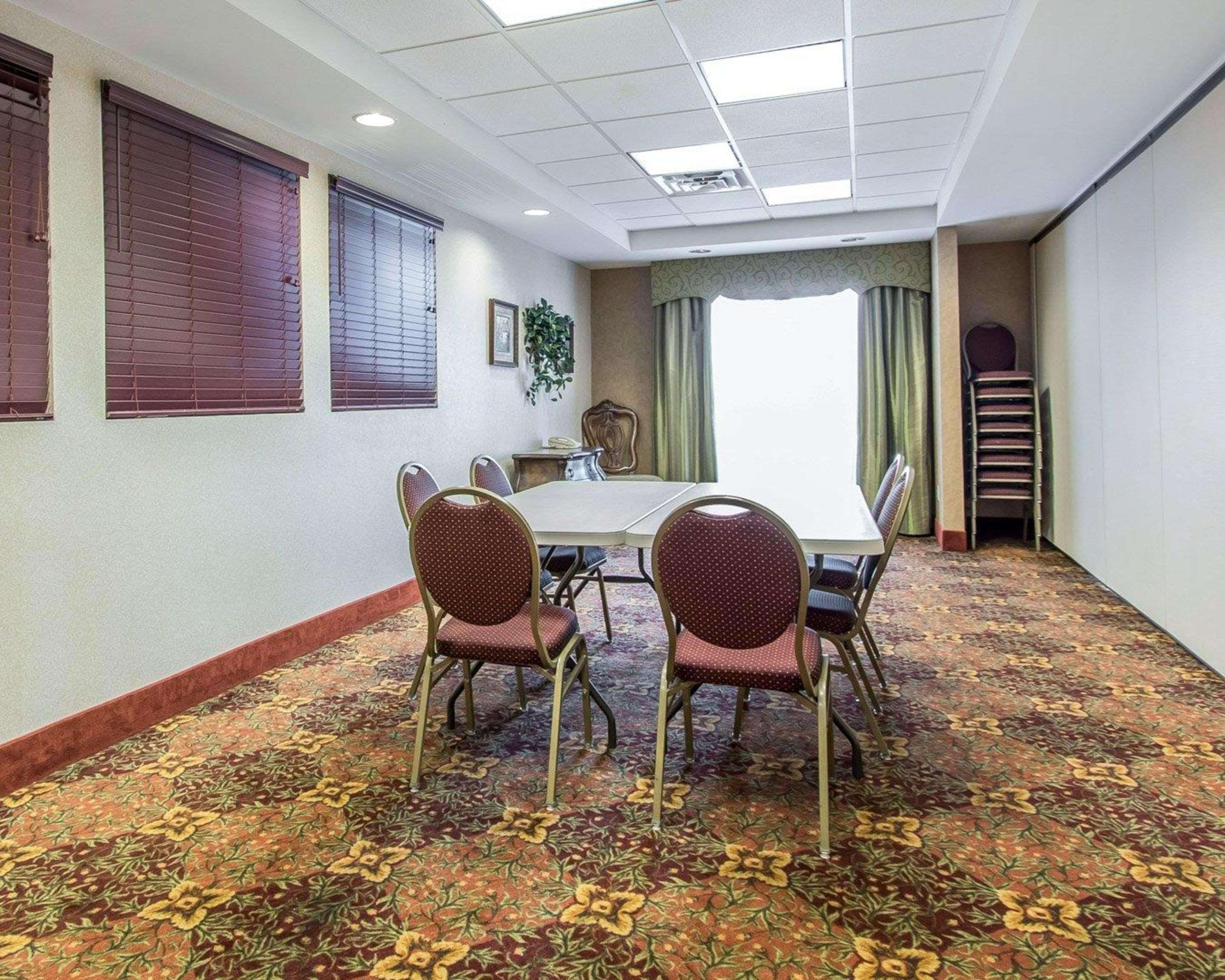 Garner Hotel Oklahoma City - Quail Springs By Ihg Buitenkant foto